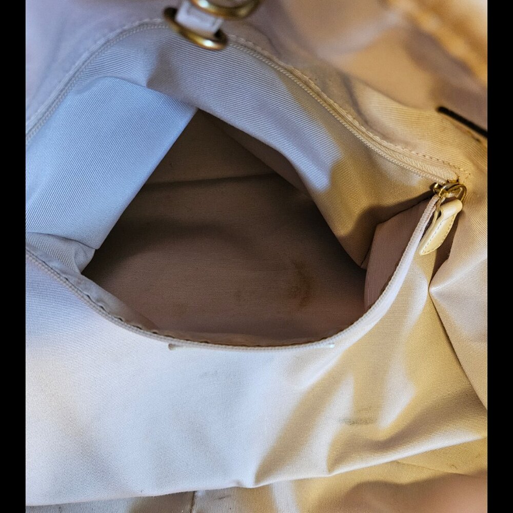 Beautiful Coach Bag - Picture 12 of 17